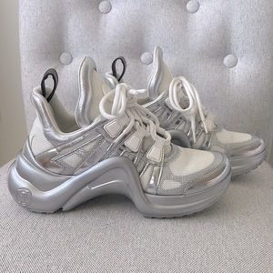 Louis Vuitton Sneakers